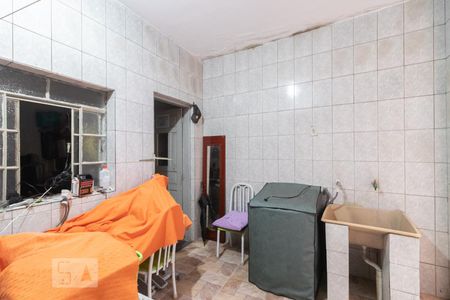 Casa para alugar com 30m², 2 quartos e 2 vagas Casa para alugar com 30m², 2 quartos e 2 vagasÁrea de Serviço