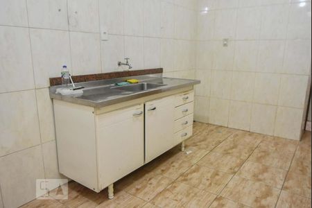 Casa à venda com 215m², 4 quartos e 1 vaga Casa à venda com 215m², 4 quartos e 1 vagaCozinha