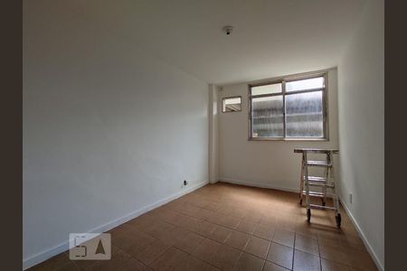 Quarto de apartamento para alugar com 1 quarto, 50m² em Pitangueiras, Rio de Janeiro