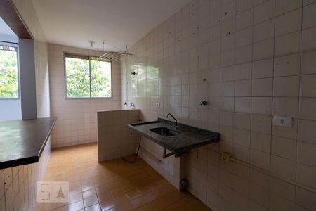 Cozinha de apartamento à venda com 2 quartos, 54m² em Jardim São Silvestre, São Paulo