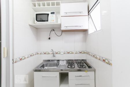 Cozinha de kitnet/studio para alugar com 1 quarto, 14m² em Cidade Vargas, São Paulo