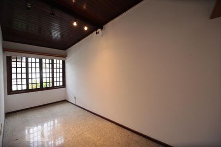 Casa para alugar com 5 quartos, 347m² em Barra da Tijuca, Rio de Janeiro