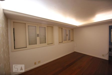 Casa para alugar com 5 quartos, 347m² em Barra da Tijuca, Rio de Janeiro