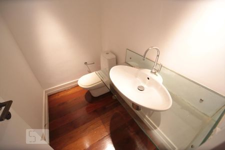 Casa para alugar com 5 quartos, 347m² em Barra da Tijuca, Rio de Janeiro