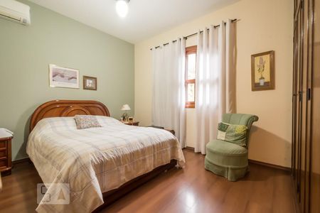 Casa à venda com 175m², 3 quartos e 2 vagasSuíte 3