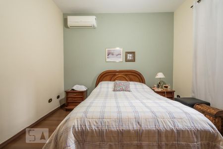 Casa à venda com 175m², 3 quartos e 2 vagasSuíte 3