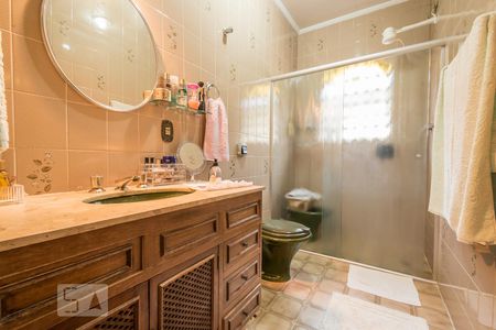 Casa à venda com 175m², 3 quartos e 2 vagasBanheiro Suíte 3