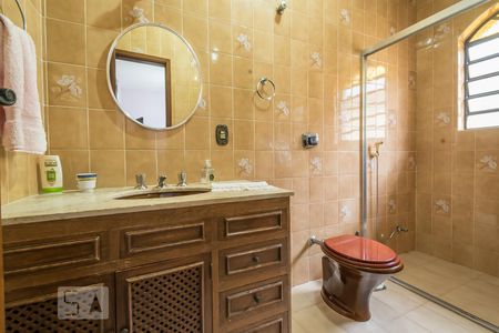 Casa à venda com 175m², 3 quartos e 2 vagasBanheiro Suíte 2