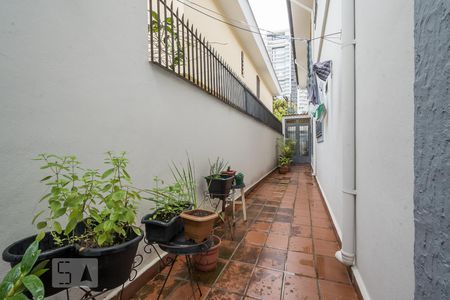 Casa à venda com 175m², 3 quartos e 2 vagasCorredor
