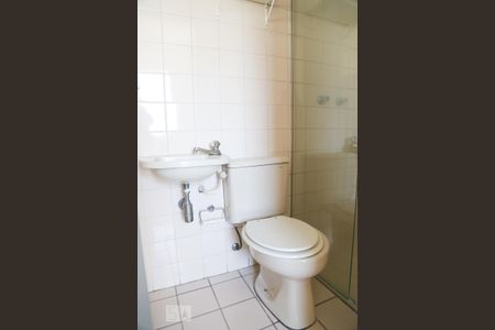 Apartamento para alugar com 75m², 3 quartos e 1 vaga Apartamento para alugar com 75m², 3 quartos e 1 vagaBanheiro da Suíte