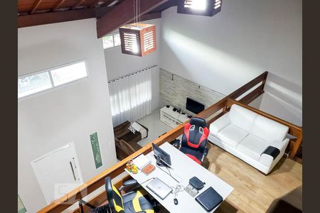 Casa para alugar com 472m², 3 quartos e 6 vagasVista Área do Escritório e Sala 