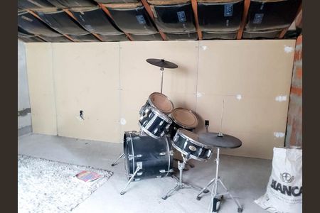 Casa para alugar com 472m², 3 quartos e 6 vagasSótão 