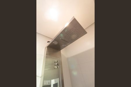 Apartamento à venda com 40m², 1 quarto e 1 vaga Apartamento à venda com 40m², 1 quarto e 1 vagaChuveiro