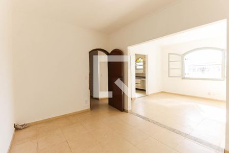Casa à venda com 285m², 2 quartos e 3 vagasSuíte 2
