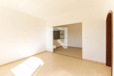 Casa à venda com 285m², 2 quartos e 3 vagasSuíte 2
