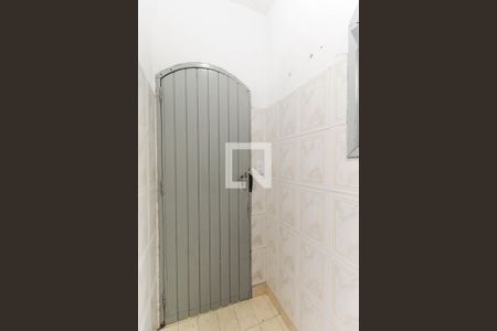 Casa à venda com 285m², 2 quartos e 3 vagasBanheiro de serviço