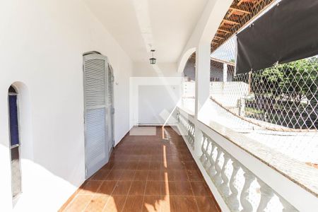 Casa à venda com 285m², 2 quartos e 3 vagasVaranda da Suíte 1