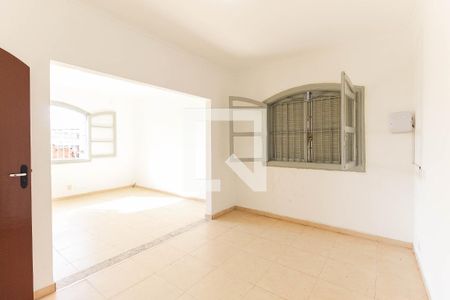 Casa à venda com 285m², 2 quartos e 3 vagasSuíte 2