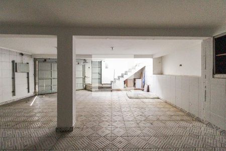 Casa à venda com 285m², 2 quartos e 3 vagasGaragem