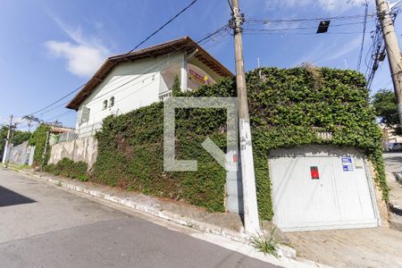 Casa à venda com 285m², 2 quartos e 3 vagasFachada