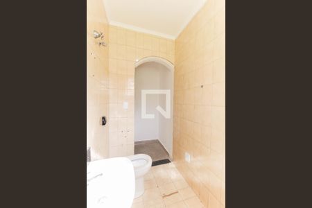 Casa à venda com 285m², 2 quartos e 3 vagasBanheiro Social