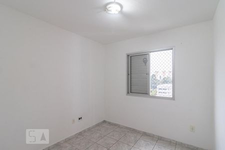 Quarto 2 de apartamento para alugar com 2 quartos, 64m² em Vila Taquari, São Paulo