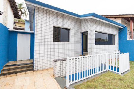 Casa à venda com 250m², 4 quartos e 2 vagasFachada