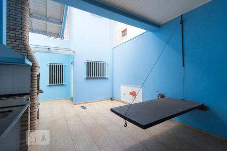 Casa à venda com 250m², 4 quartos e 2 vagasÁrea comum - Churrasqueira