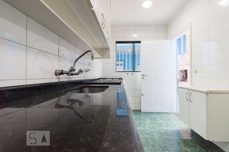 Casa à venda com 250m², 4 quartos e 2 vagasCozinha