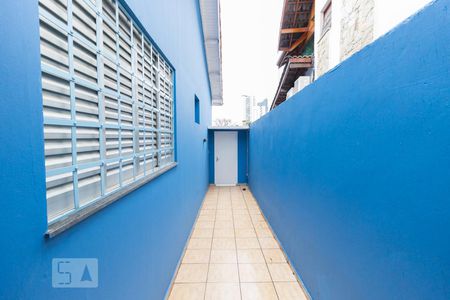 Casa à venda com 250m², 4 quartos e 2 vagasCorredor