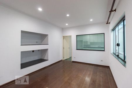 Sala de casa para alugar com 4 quartos, 250m² em Água Fria, São Paulo