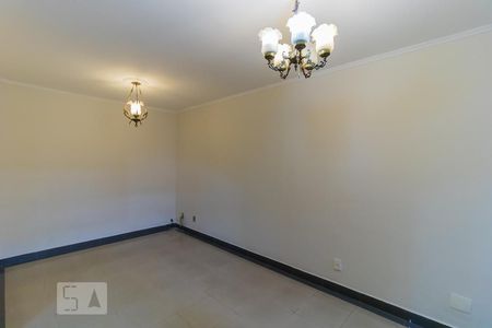 Sala de casa à venda com 4 quartos, 280m² em Parque Residencial Oratorio, São Paulo