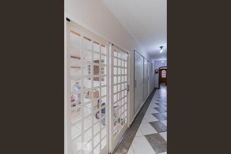 Casa à venda com 280m², 4 quartos e 2 vagasCorredor