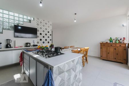 Cozinha de casa à venda com 3 quartos, 177m² em Vila Firmiano Pinto, São Paulo