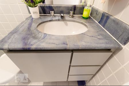 Apartamento para alugar com 78m², 2 quartos e 1 vaga Apartamento para alugar com 78m², 2 quartos e 1 vagaBanheiro