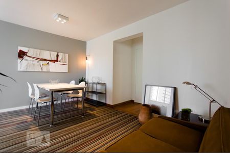 Sala de apartamento para alugar com 2 quartos, 78m² em Planalto Paulista, São Paulo