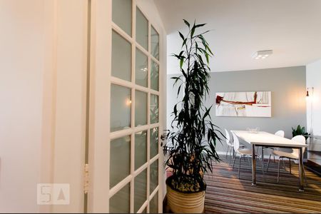 Apartamento para alugar com 78m², 2 quartos e 1 vaga Apartamento para alugar com 78m², 2 quartos e 1 vagaSala