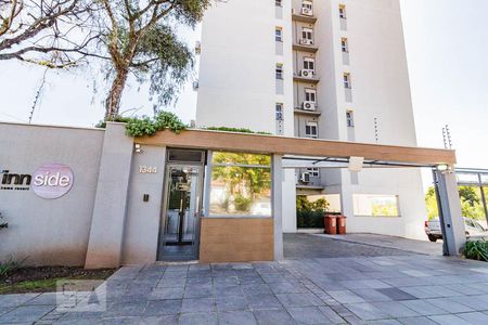 Apartamento à venda com 65m², 2 quartos e 1 vagaFachada e portaria