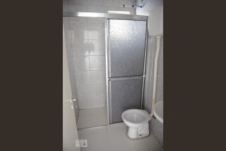 Banheiro de casa à venda com 3 quartos, 207m² em Guajuviras, Canoas