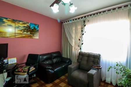 Sala de casa à venda com 6 quartos, 250m² em Vila Gustavo, São Paulo