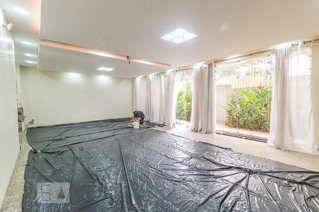 Sala de casa à venda com 5 quartos, 360m² em Taquara, Rio de Janeiro