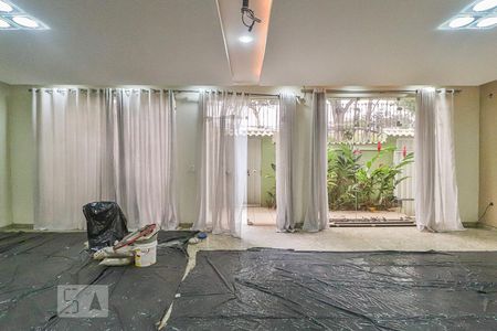 Sala de casa à venda com 5 quartos, 360m² em Taquara, Rio de Janeiro