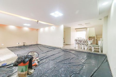 Sala de casa à venda com 5 quartos, 360m² em Taquara, Rio de Janeiro
