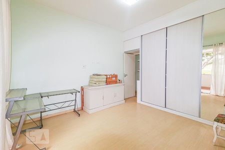 Casa à venda com 360m², 5 quartos e 5 vagasQuarto 3