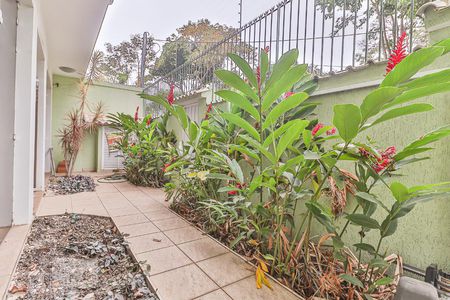 Casa à venda com 360m², 5 quartos e 5 vagasVaranda de Entrada