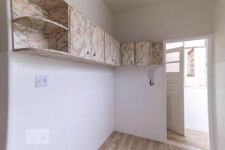 Apartamento à venda com 66m², 2 quartos e sem vagaCozinha