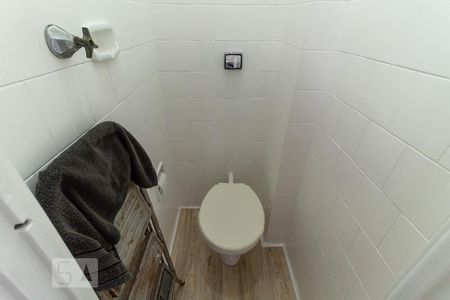 Apartamento à venda com 66m², 2 quartos e sem vagaBanheiro de Serviço