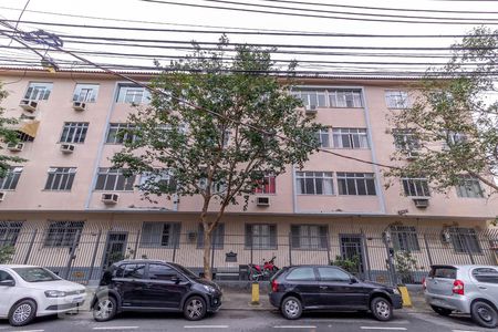 Apartamento à venda com 66m², 2 quartos e sem vagaFachada