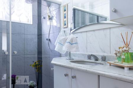 Apartamento à venda com 195m², 3 quartos e 2 vagasBanheiro social