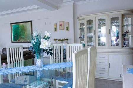 Apartamento à venda com 195m², 3 quartos e 2 vagasSala